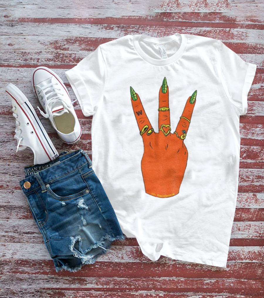 W Basketball Three Fingers Orange Hand Gesture Logo T-Shirt