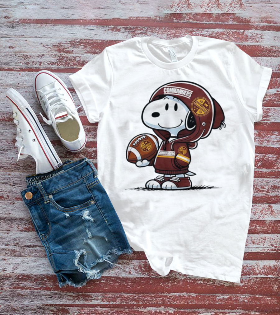 Snoopy In Commanders With Football Washington 1932 W T-Shirt