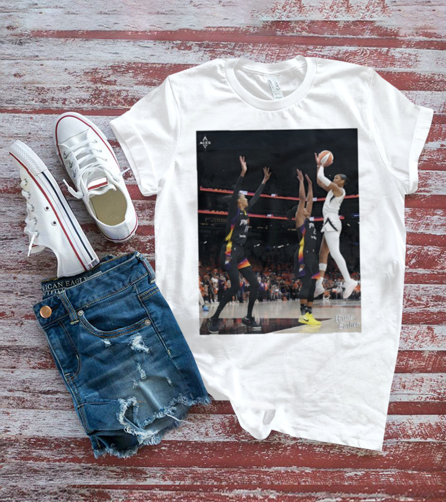 Las Vegas Aces Hang It In The Louvre Basketball Action Shot T-Shirt