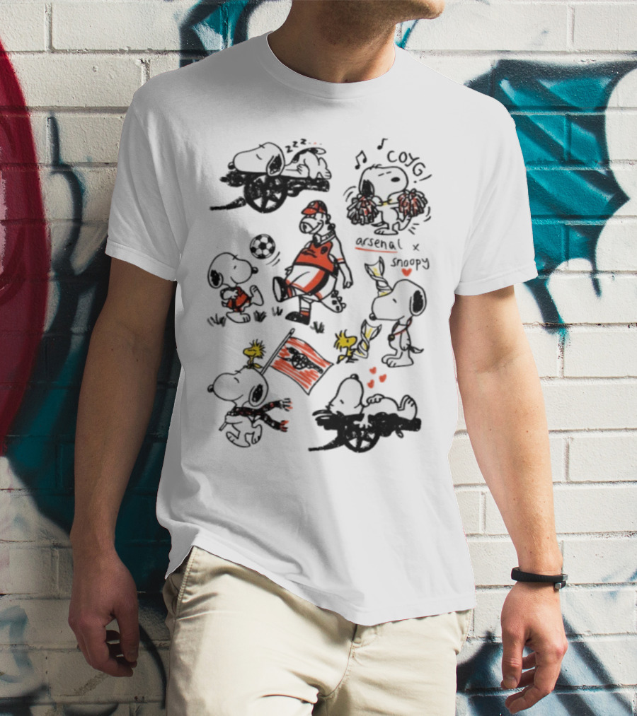 Arsenal Snoopy Football Soccer Icon Collaboration T-Shirt