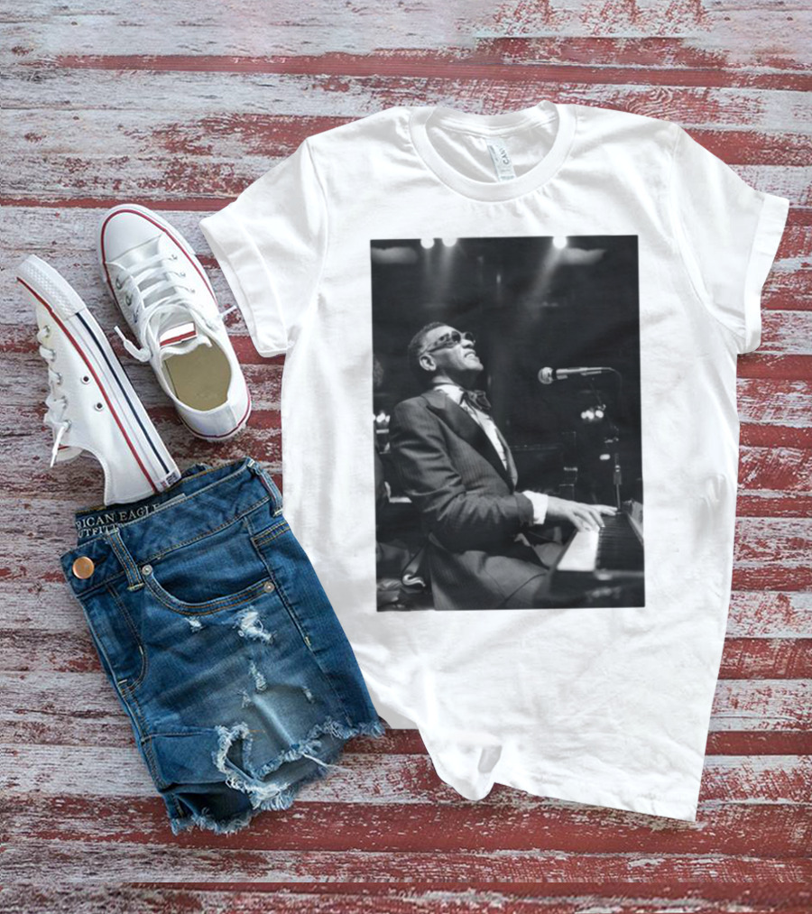 Ray Charles Live On Stage At The Piano In Black And White T-Shirt