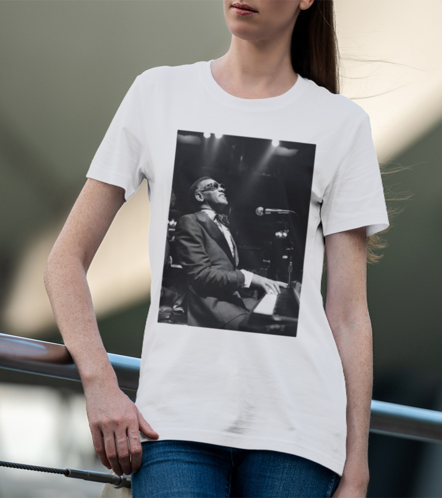 Ray Charles Live On Stage At The Piano In Black And White T-Shirt