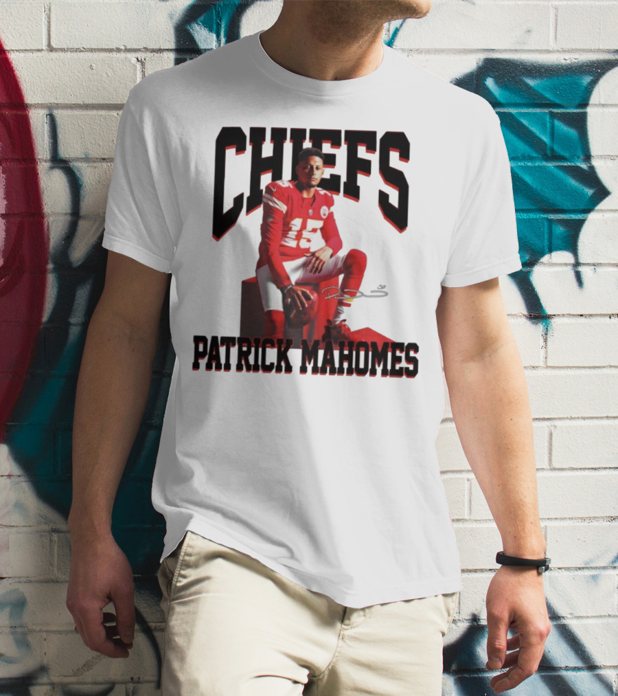 Patrick Mahomes Chiefs Signature Football Number 15 Kansas City T-Shirt