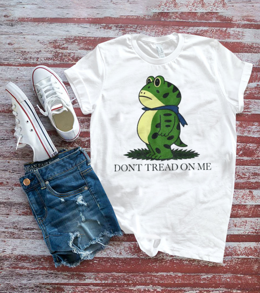 Portland Frog Don't Tread On Me Funny Protest Comic Style Green Frog With Blue Scarf T-Shirt