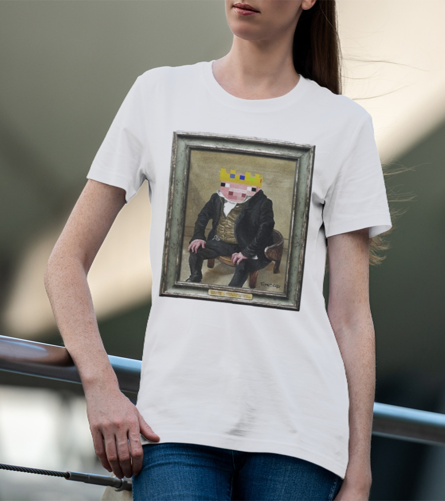 Technoblade Crown Vintage Framed Minecraft Character Pixels T-Shirt