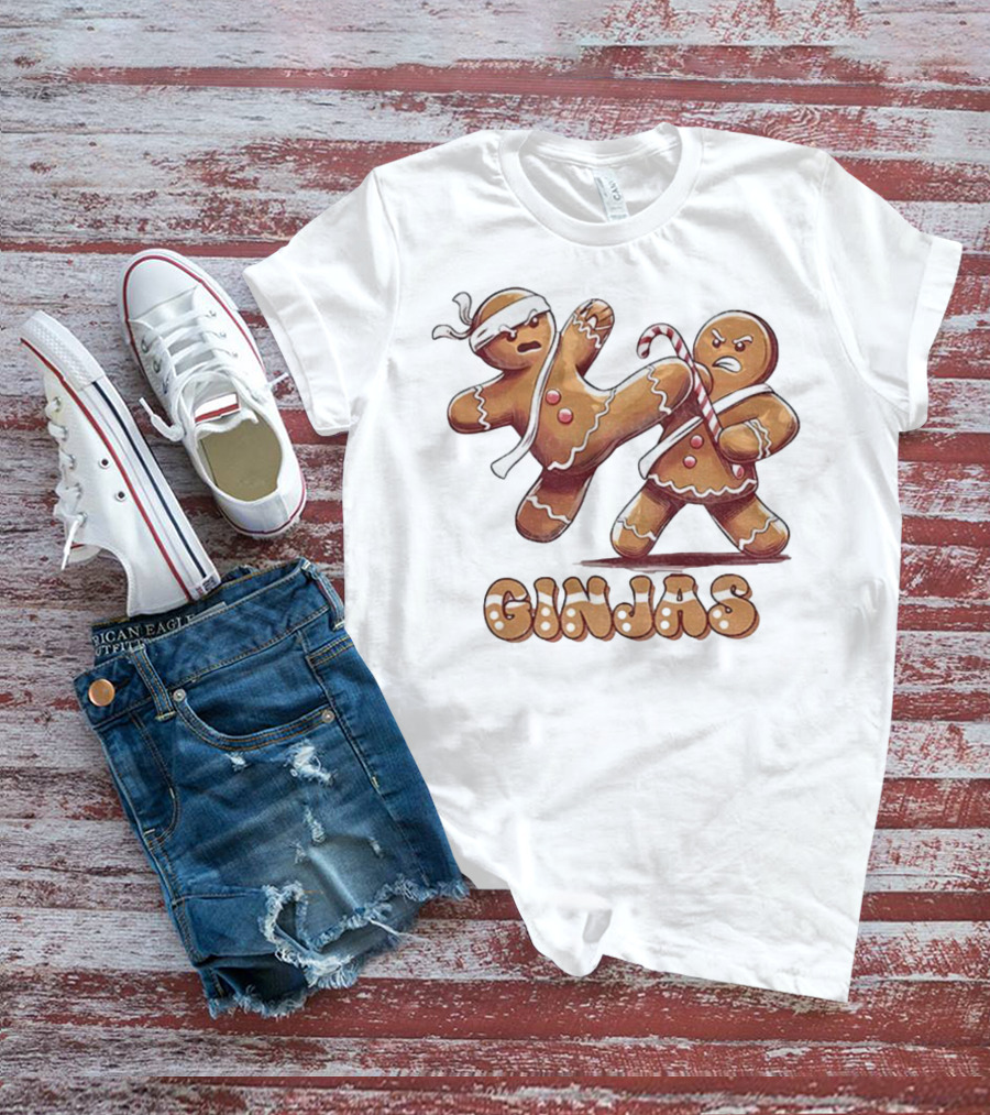 Gingerbread Man Karate Ginjas Merry Christmas Candy Cane Fight T-Shirt