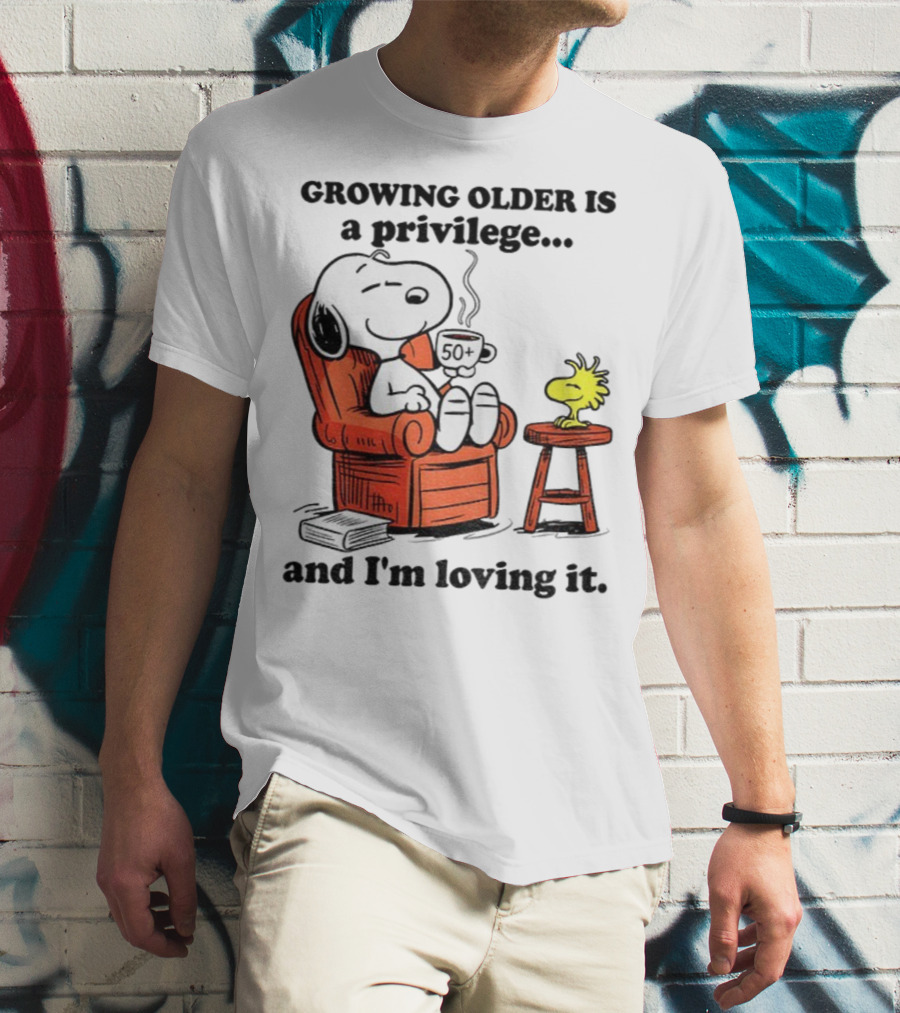 Snoopy And Woodstock Relaxing Growing Older 50+ Privilege And Loving It T-Shirt