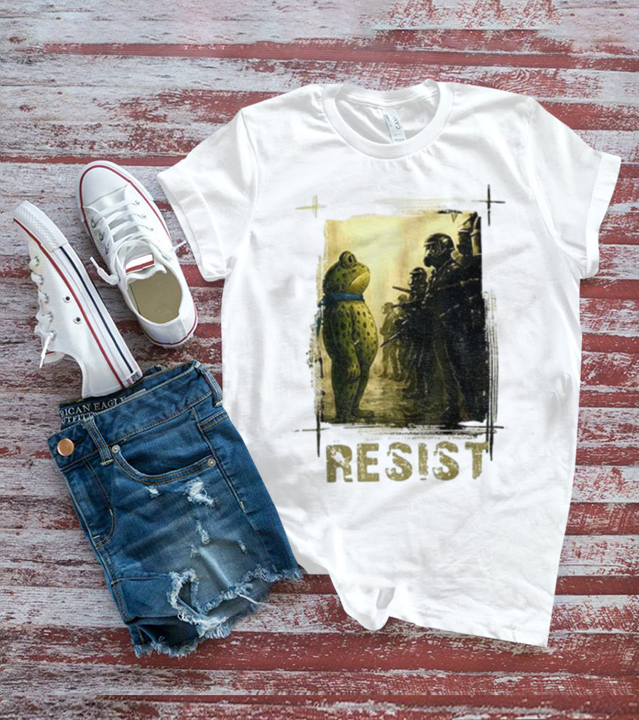 Resist Portland Frog Protest Vintage Activist Police Confrontation T-Shirt