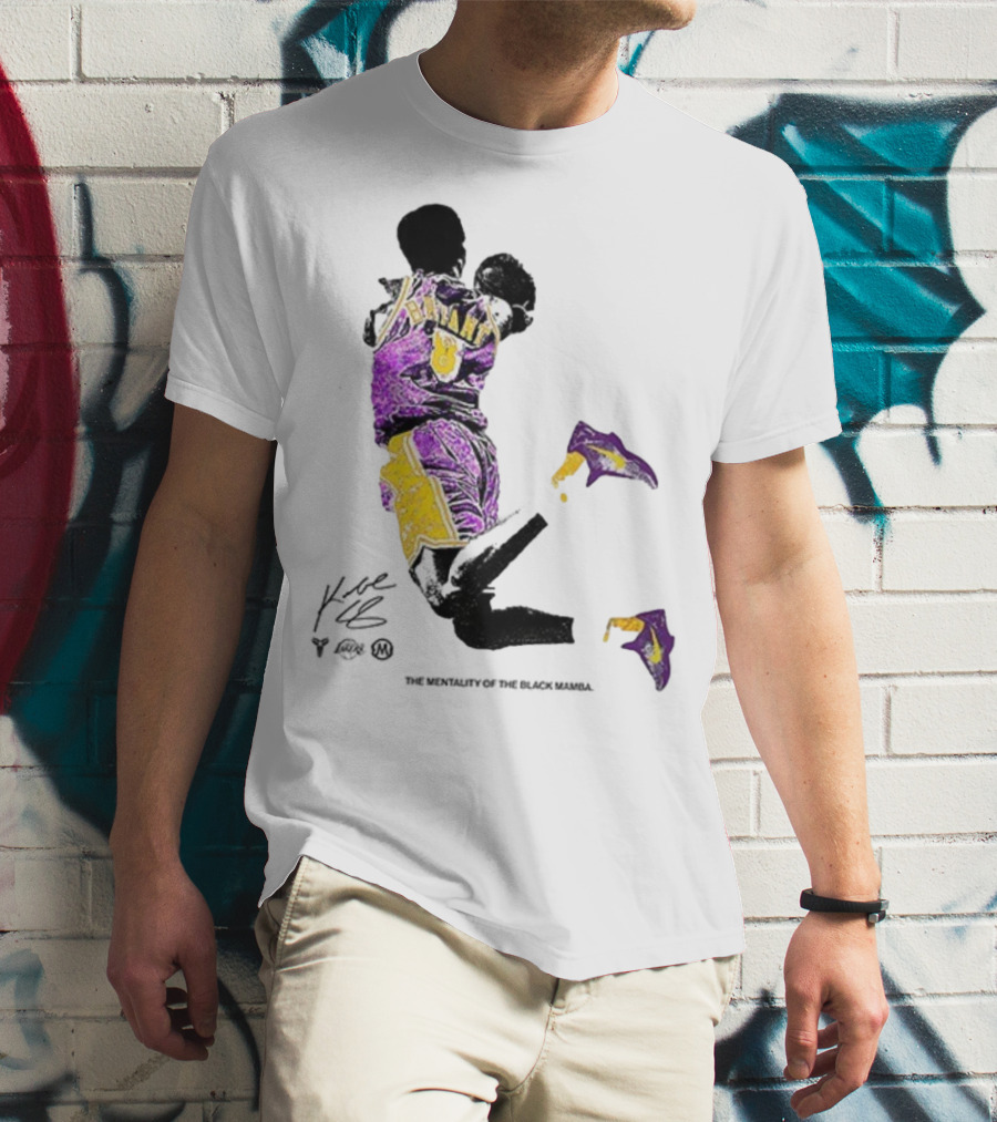 Los Angeles Lakers Kobe Bryant Black Mamba Mentality Purple Gold Signature 8 T-Shirt