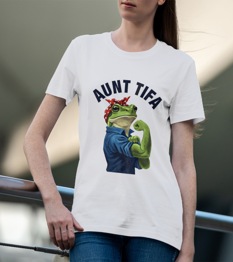Aunt Tifa Rosie The Riveter Frog Meme Resist T-Shirt