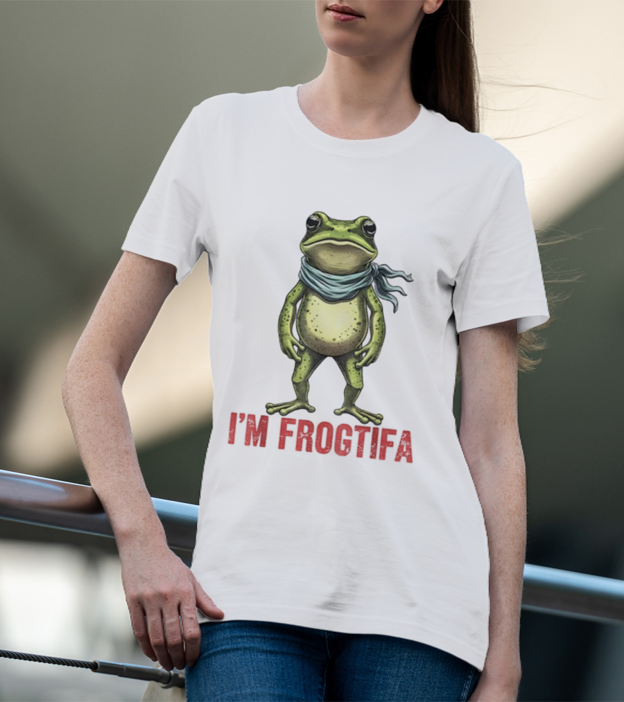 Portland Freedom Frog I’m Frogtifa Anti-ICE Resistance Scarf-Wearing Frog T-Shirt