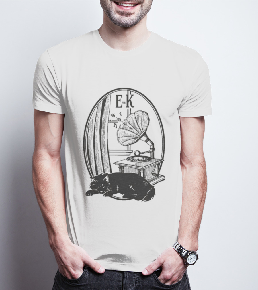 Evan And Katelyn EK Vintage Gramophone Oval Design T-Shirt