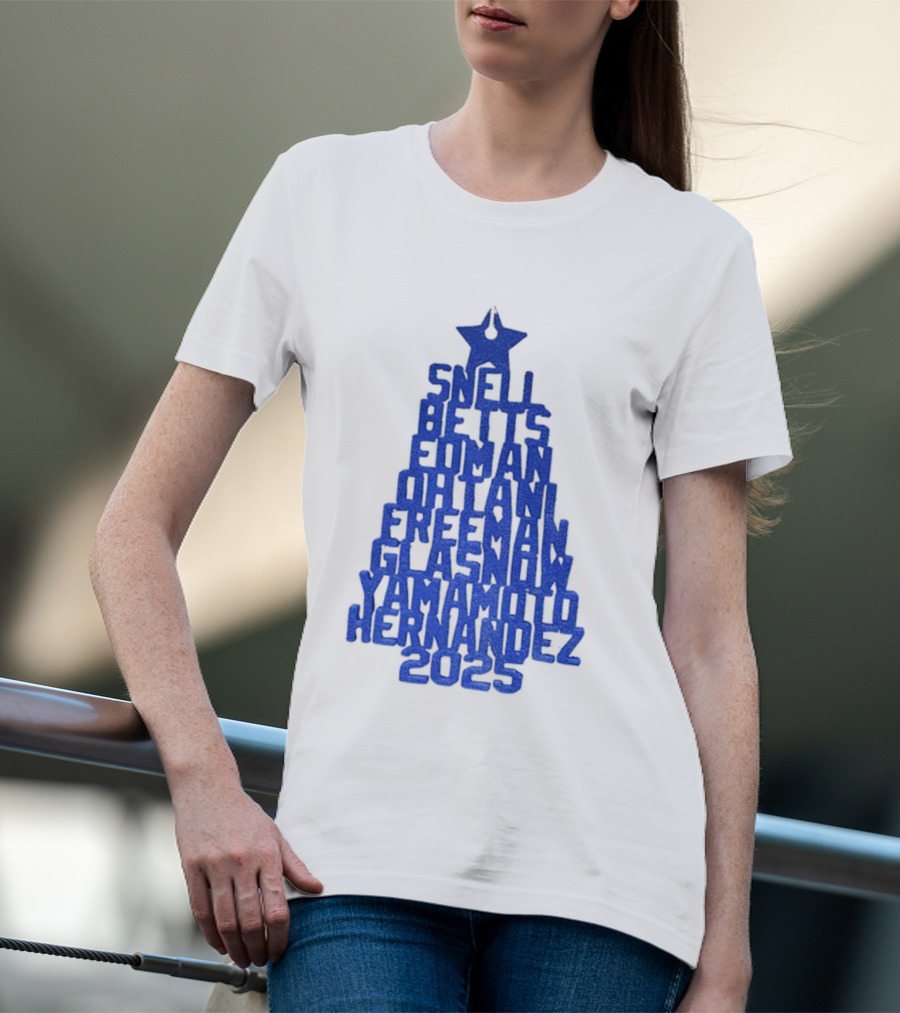 Los Angeles Dodgers Snell Betts Freeman Ohtani Freeman Glasnow Yamamoto Hernandez Christmas Tree 2025 T-Shirt