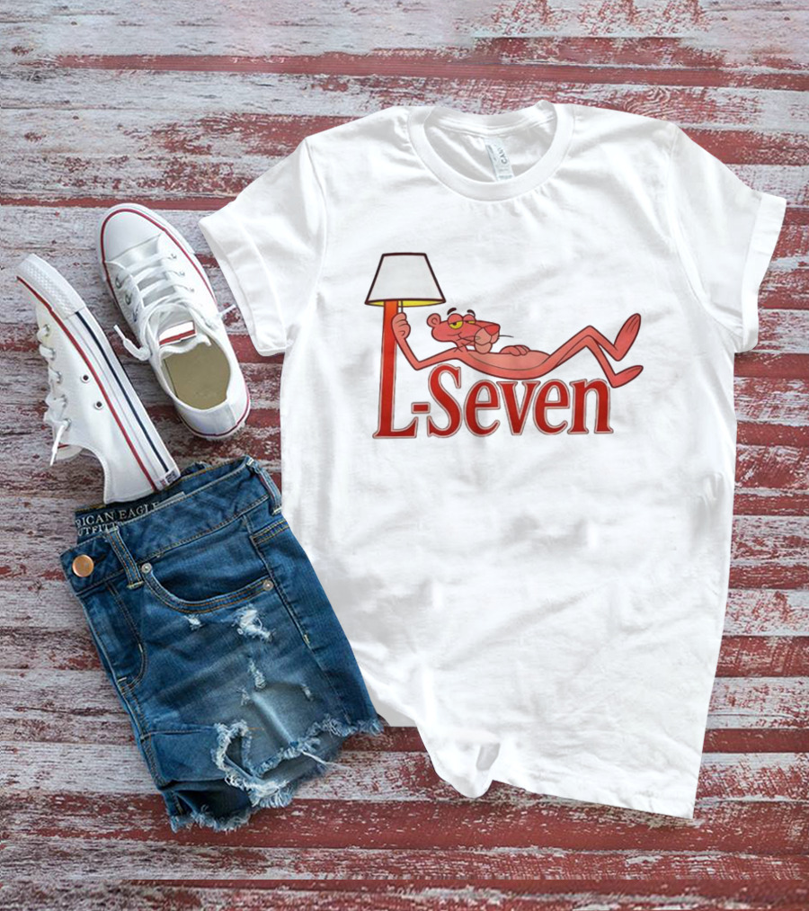 L-Seven Pink Panther Relaxing With Lamp Icon T-Shirt