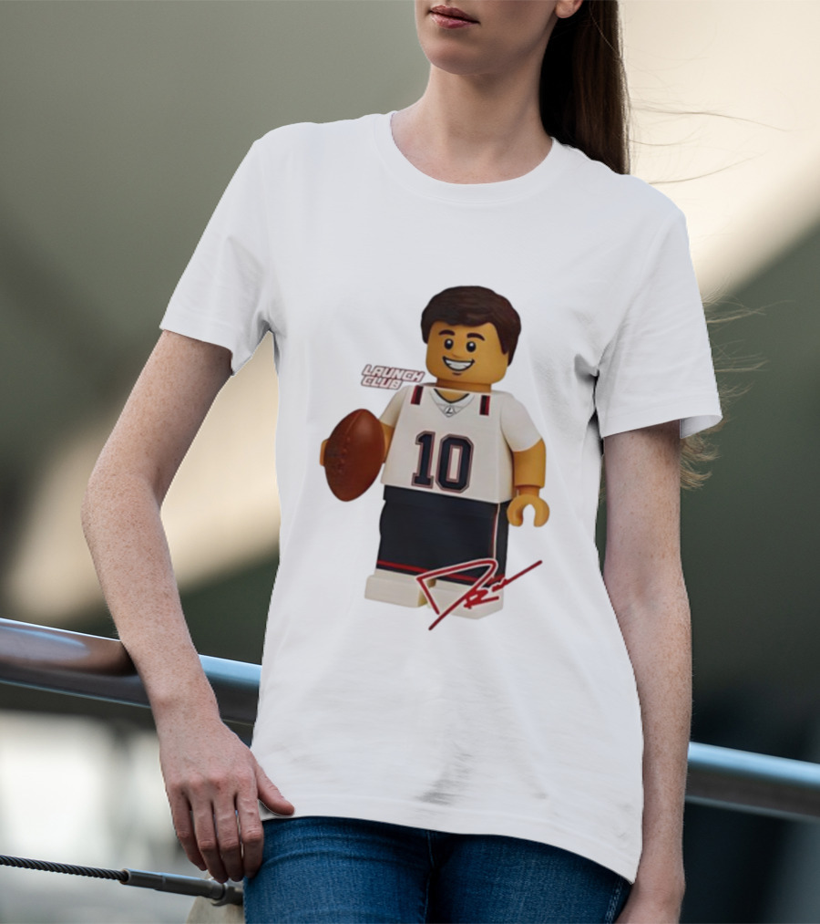 Tom Brady New England Patriots Lego Minifigure 10 Launch Club Signature T-Shirt