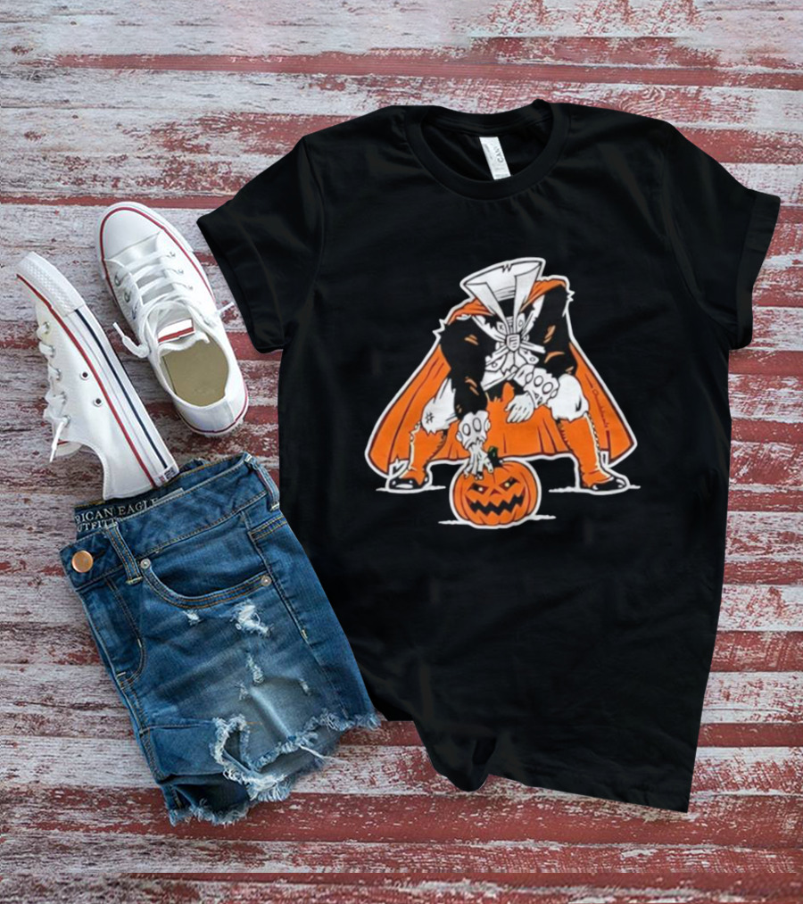Headless Horseman Halloween Character With Pumpkin Jack O' Lantern Orange Cape Costume T-Shirt