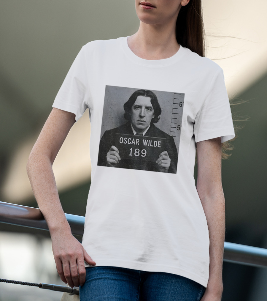 Oscar Wilde Shot 189 Funny Literary Meme T-Shirt