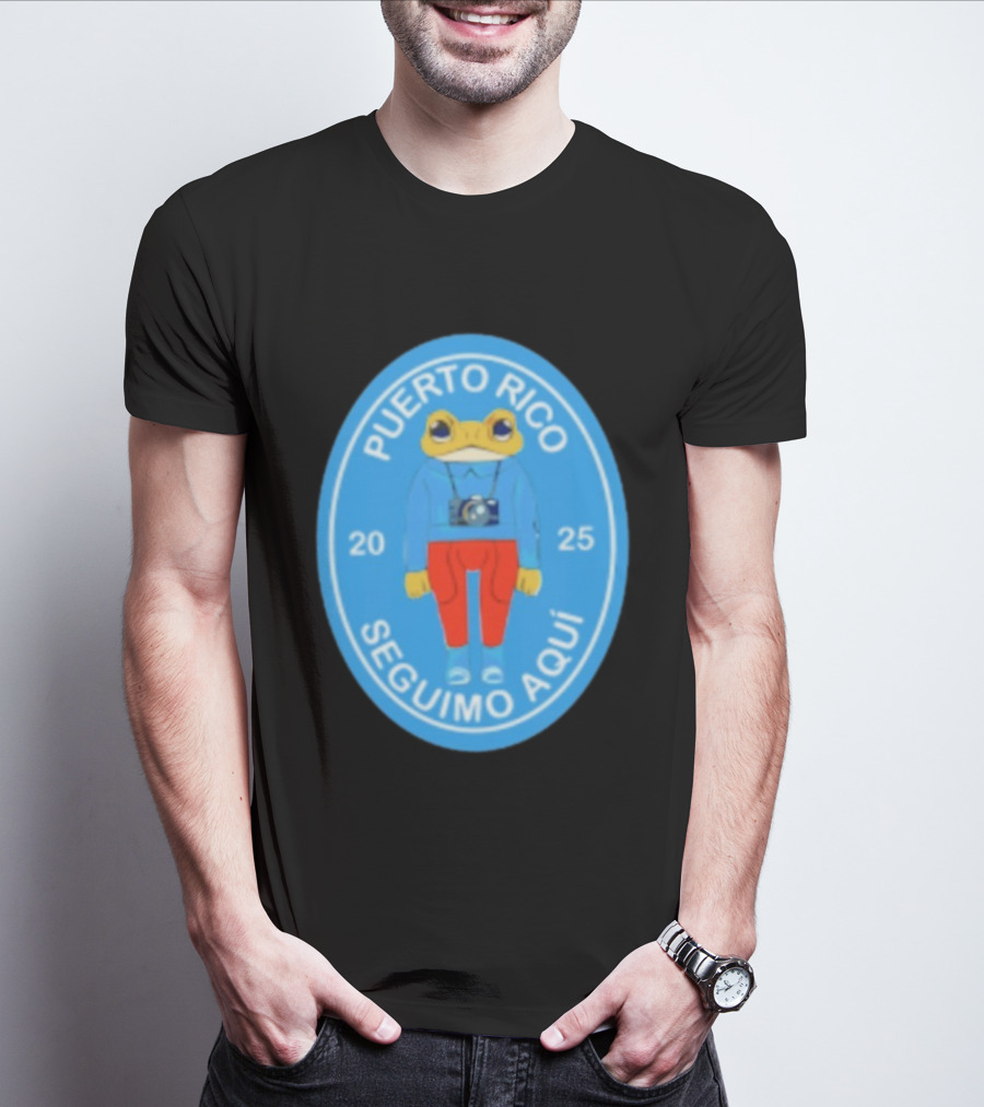 DeBi Frog Puerto Rico Seguimos Aquí 2025 T-Shirt