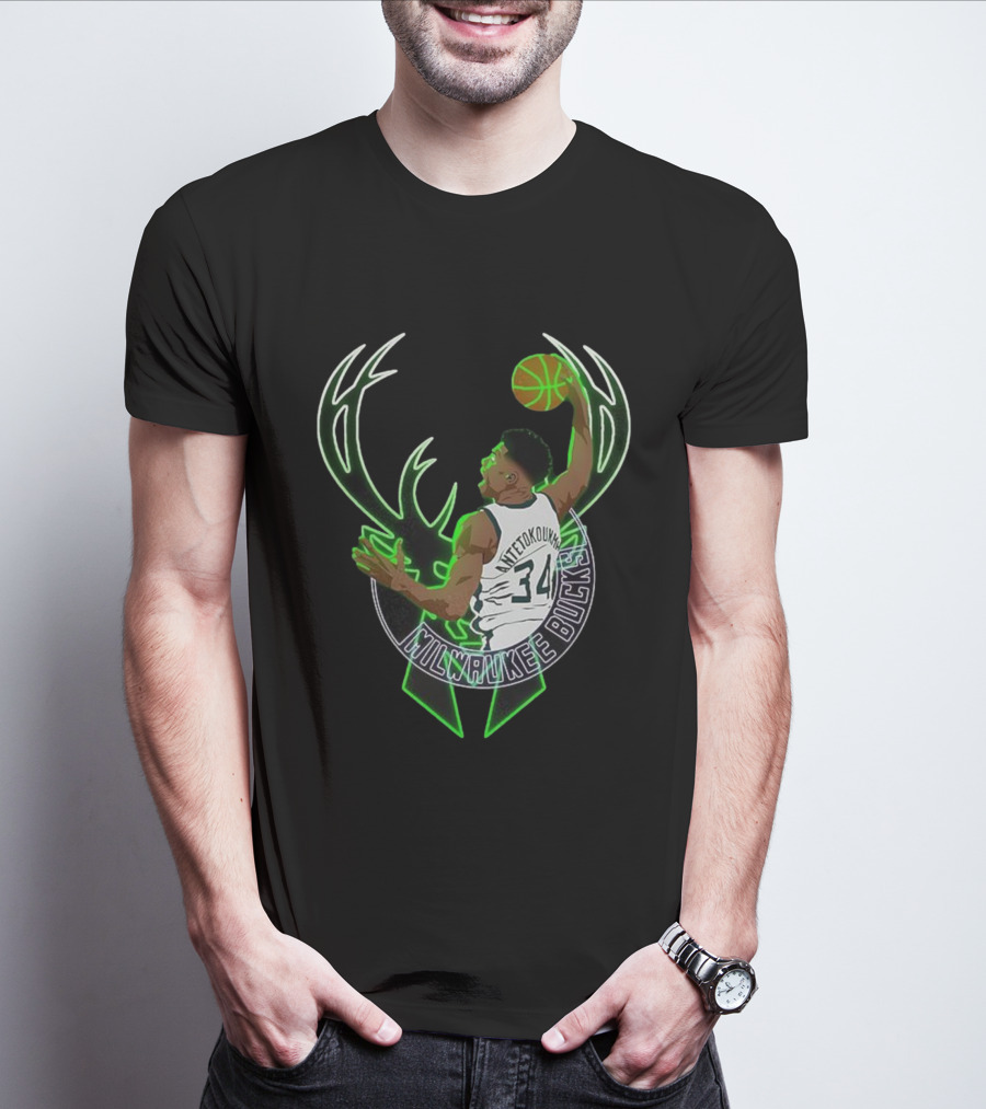 Milwaukee Bucks Giannis Antetokounmpo Dunk Basketball 34 T-Shirt