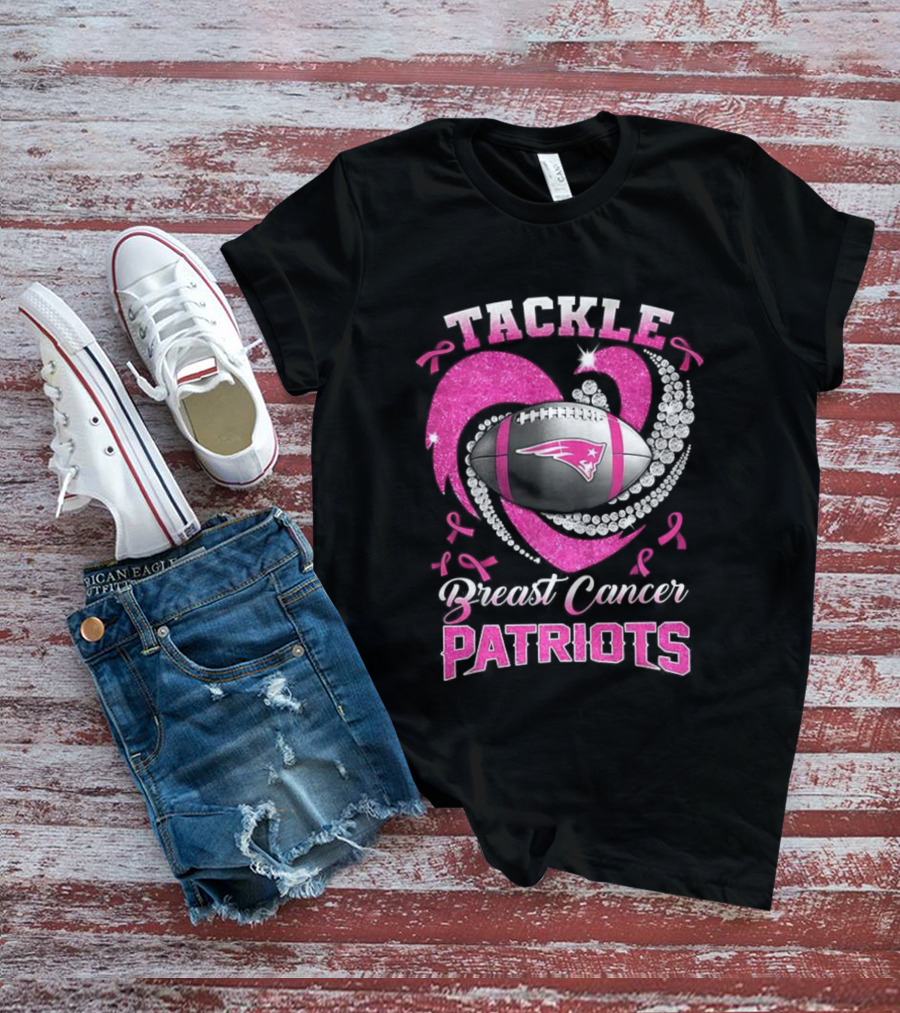 Tackle Breast Cancer New England Patriots Pink Ribbon Heart Football T-Shirt