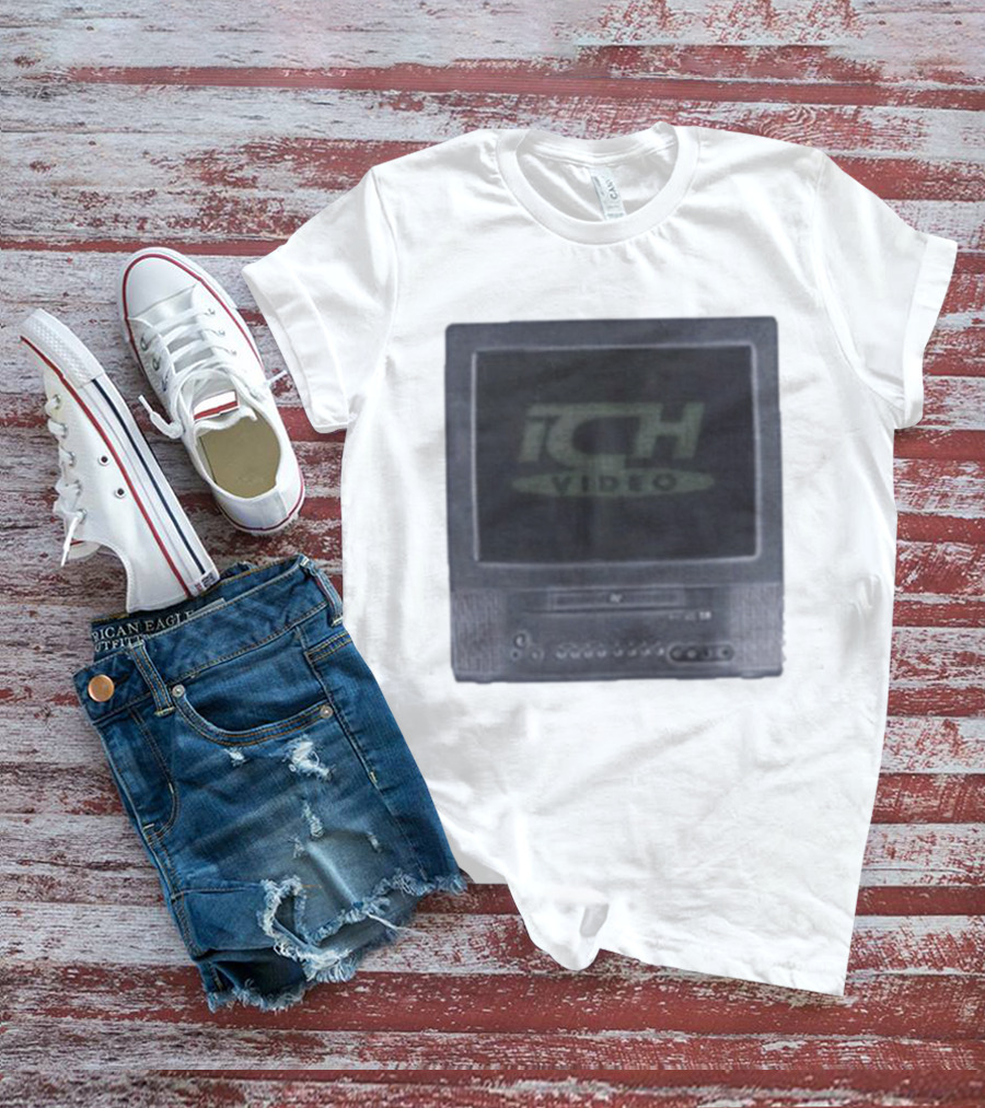 ICHpig Vintage TV Screen Iconic Design T-Shirt