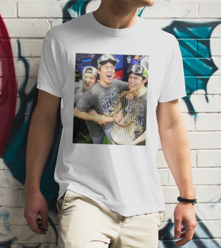 Los Angeles Dodgers World Series Champions 2025 Celebration Moment T-Shirt