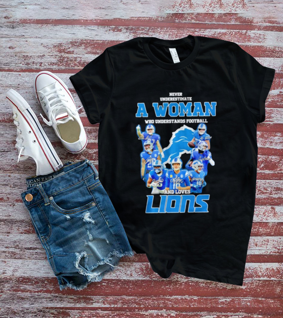 A Woman Who Understands Football And Loves Lions Players T-Shirt