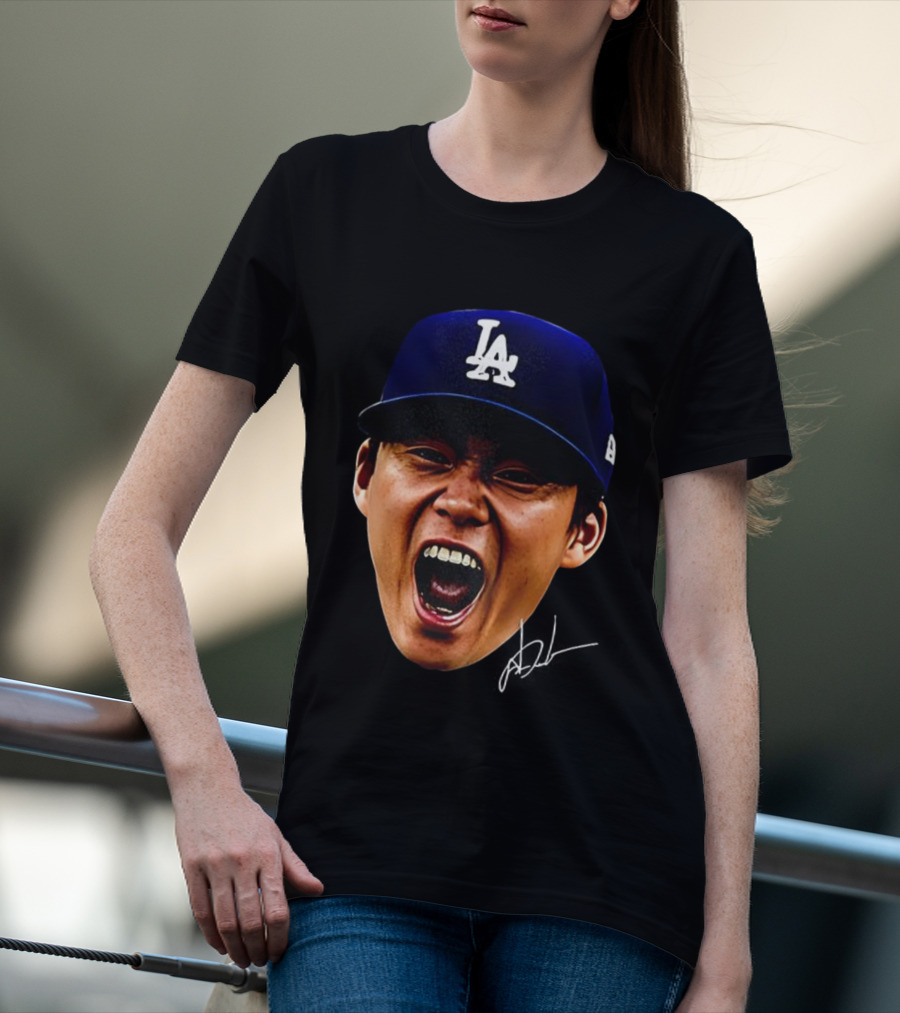 Yoshinobu Yamamoto LA Cap Big Head World Series Champions 2025 Signature T-Shirt