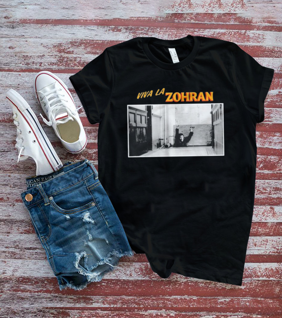 Viva La Zohran Zohran Mamdani Black And White Hallway Enthusiastic Expression T-Shirt