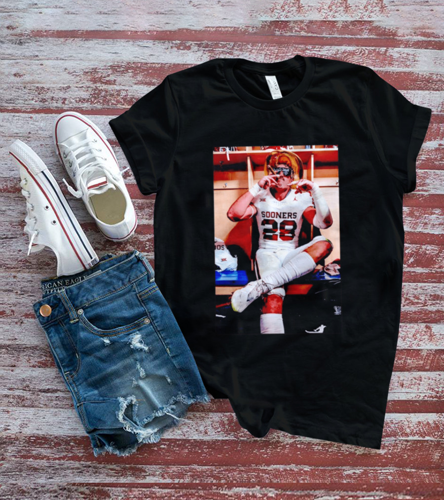 Sooners Football Danny Stutsman Cigar Celebration Locker Room 28 T-Shirt