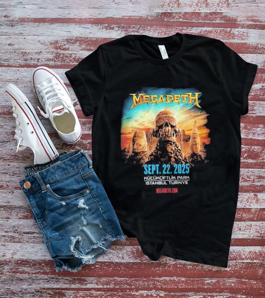 Megadeth September 22 2025 Küçükçiftlik Park Istanbul Turkey Skull T-Shirt