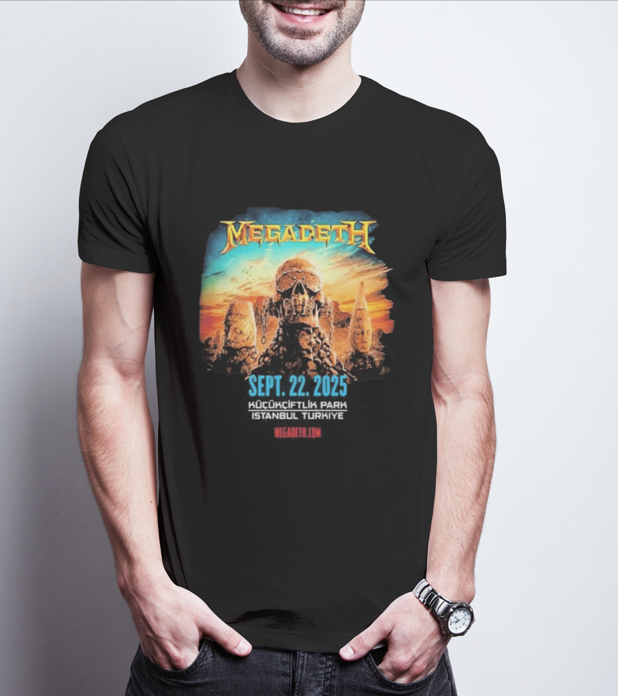 Megadeth September 22 2025 Küçükçiftlik Park Istanbul Turkey Skull T-Shirt