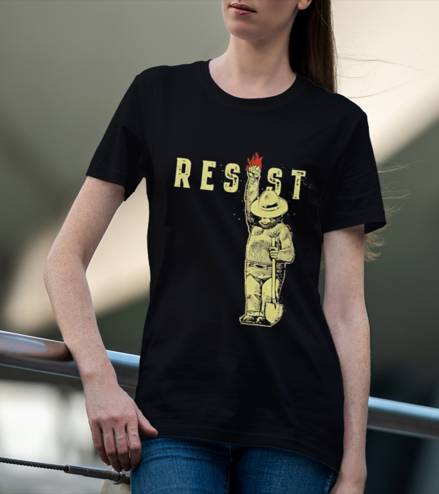 Protect Our National Parks Bear Resist Fist Fire Shovel T-Shirt