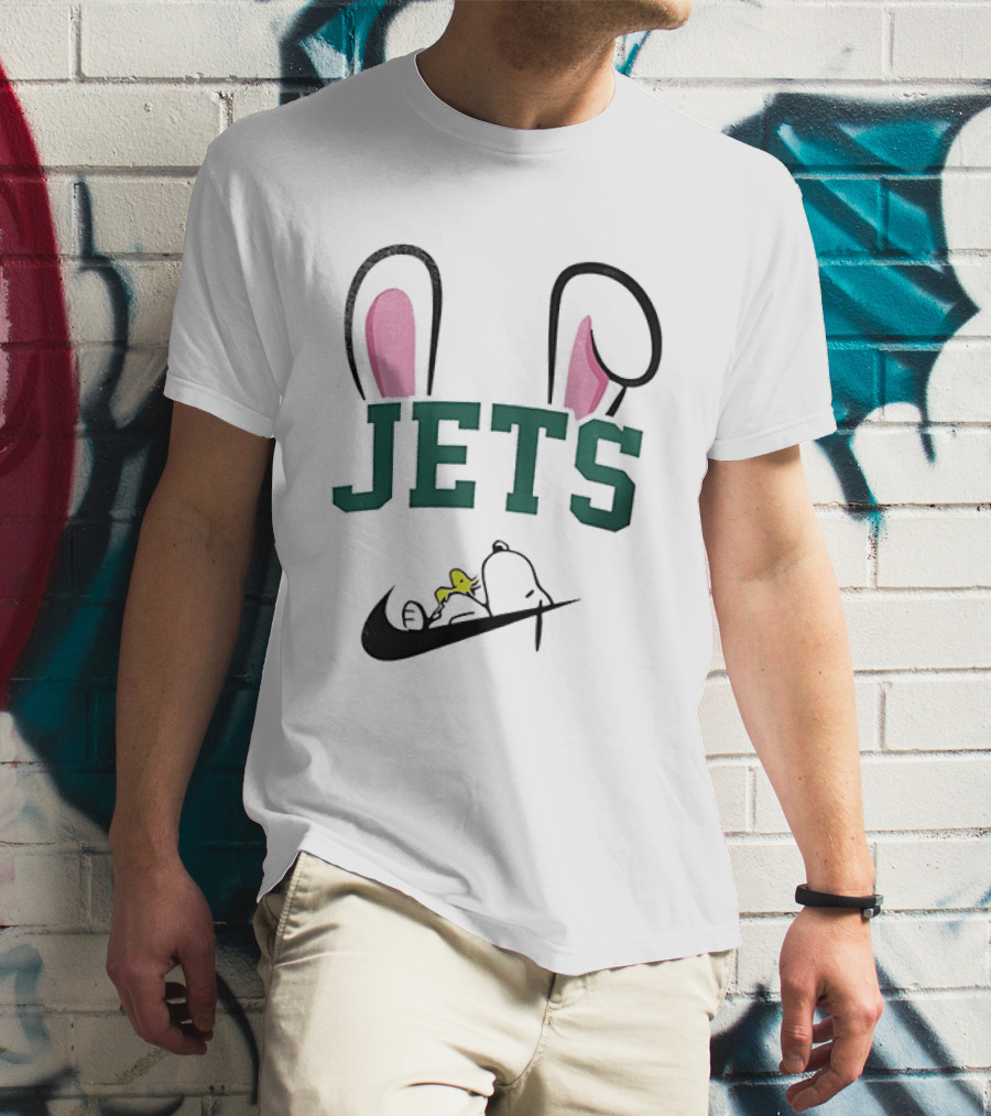 New York Jets Snoopy Peanuts Easter Bunny Ears T-Shirt