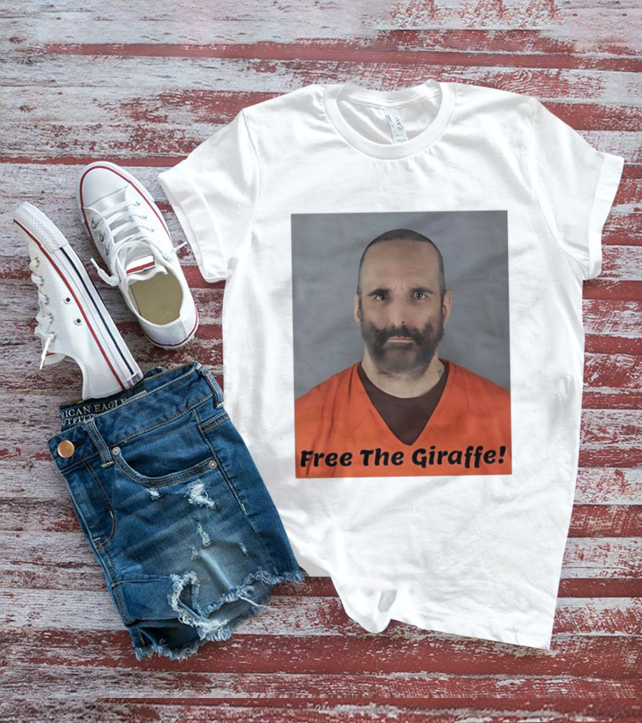 Robby Roadsteamer Shot Free The Giraffe T-Shirt