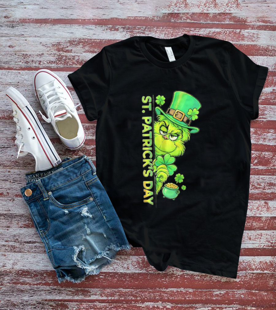 St. Patrick's Day Grinch With Leprechaun Hat And Gold Pot T-Shirt
