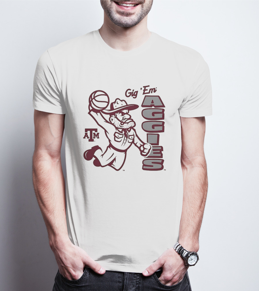 Texas A&M Gig 'Em Aggies Basketball Dunking Sarge T-Shirt