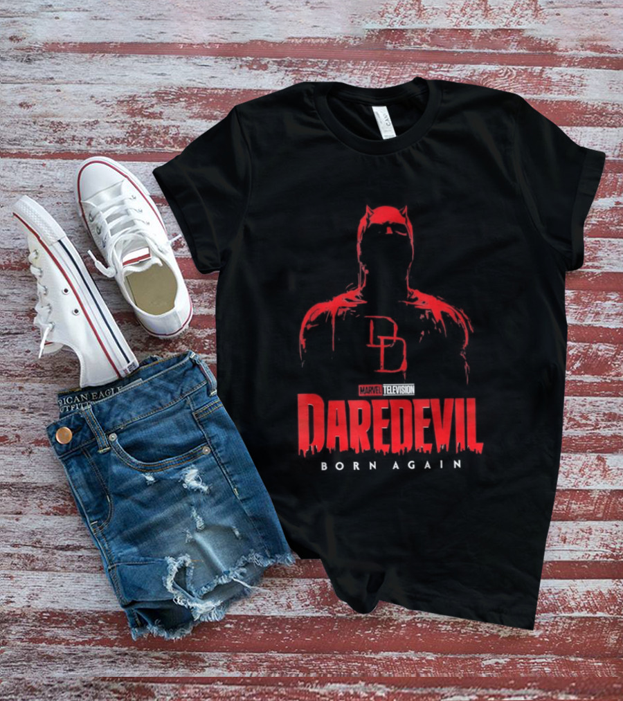 Marvel Daredevil Born Again DD Silhouette Red T-Shirt