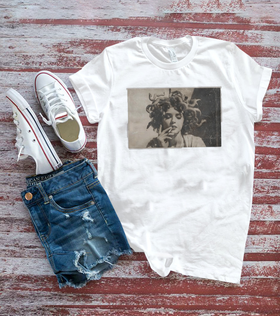 Medusa Smoking T-Shirt
