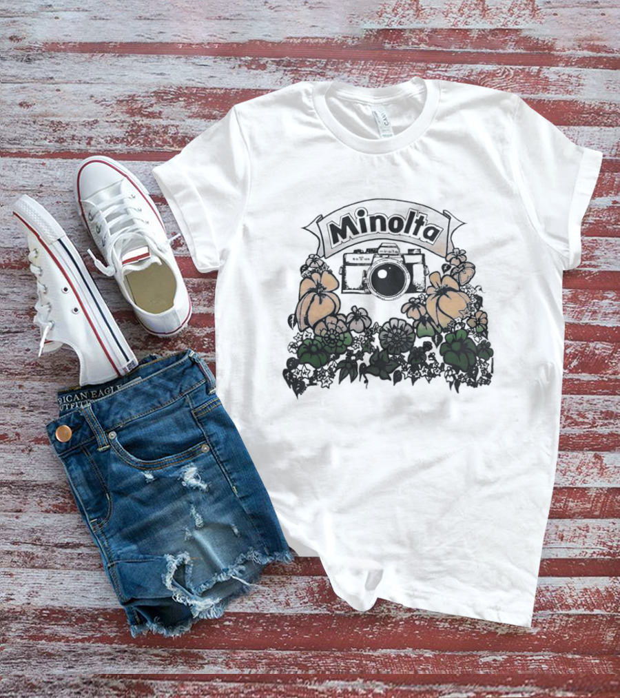 Minolta X700 Vintage Camera Floral Aesthetic T-Shirt