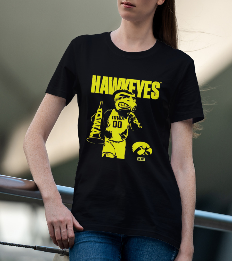 Iowa Hawkeyes Mode Slam Vintage Mascot Basketball 00 T-Shirt