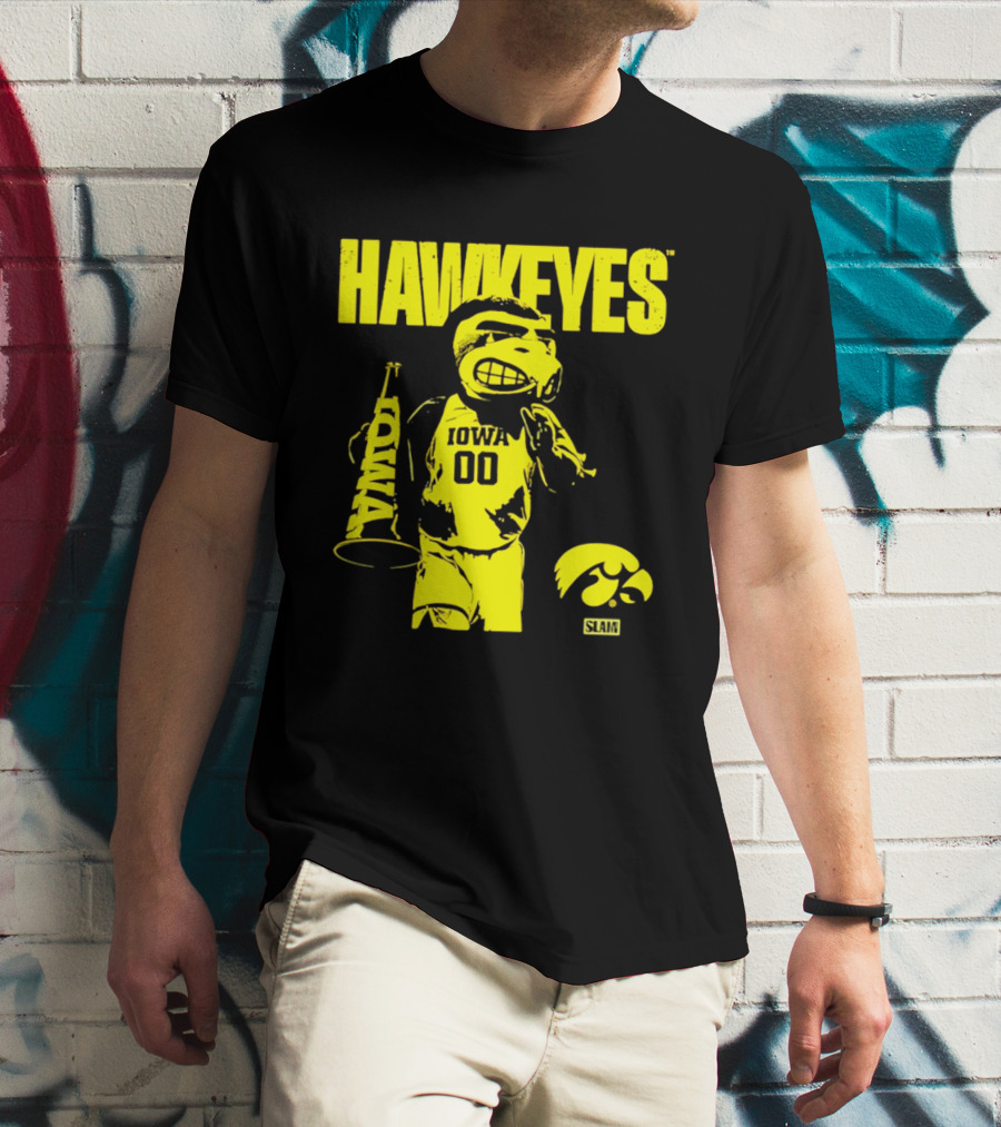 Iowa Hawkeyes Mode Slam Vintage Mascot Basketball 00 T-Shirt