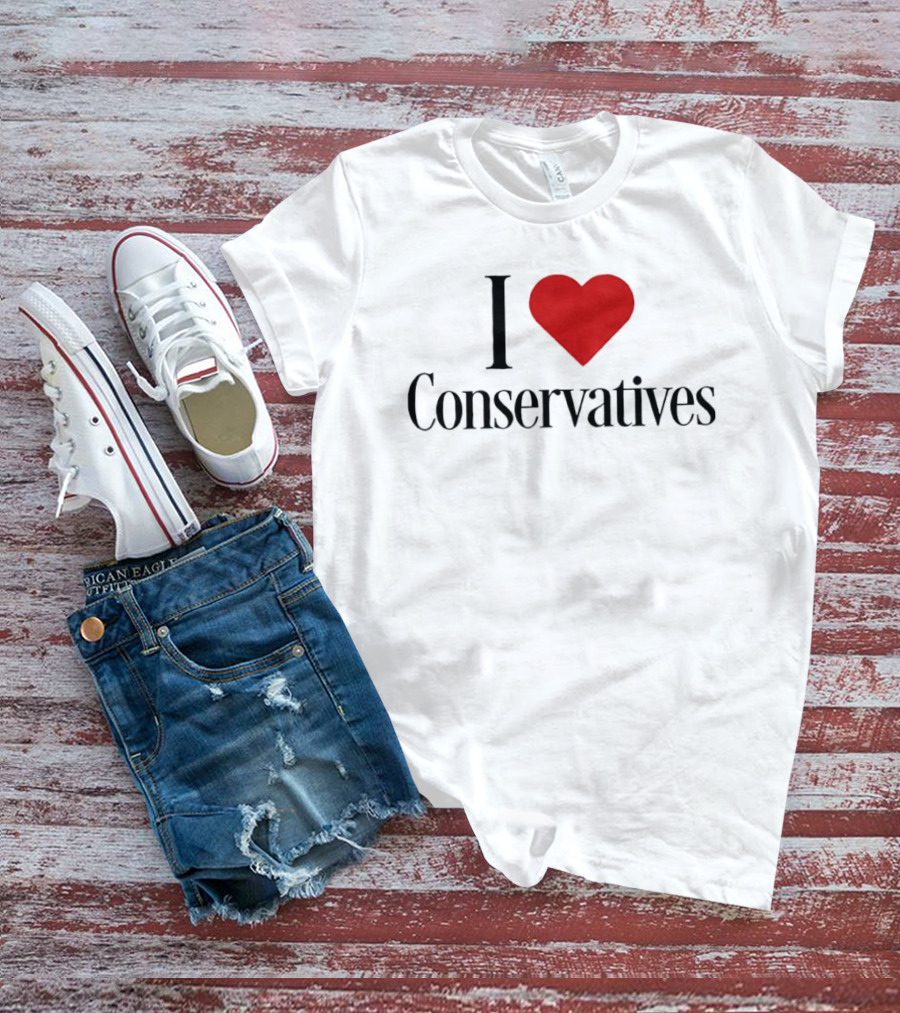 I Heart Conservatives Patriotic Pride T-Shirt