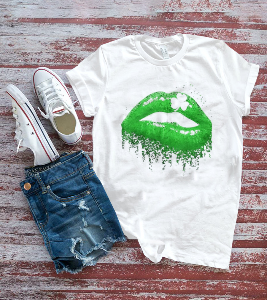St Patrick's Day Green Lips Shamrock Shape T-Shirt