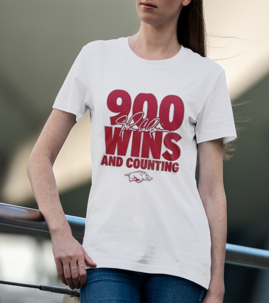 Arkansas Razorbacks Basketball 900 Wins And Counting Coach John Calipari 2026 T-Shirt