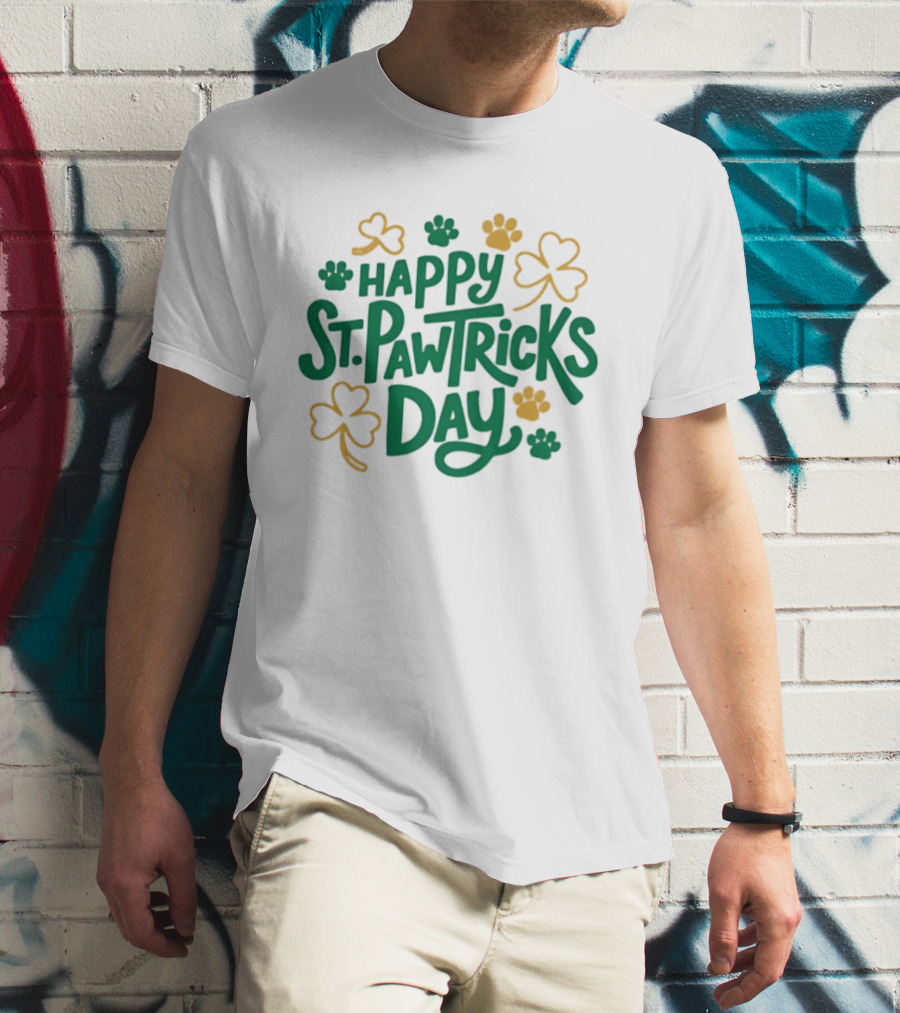 Happy St Pawtrick's Day Shamrock Dog Celebration T-Shirt