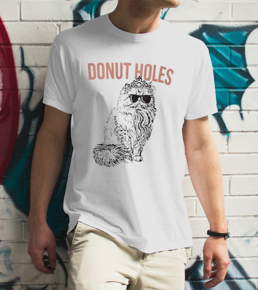 Donut Holes Persian Cat Sunglasses Crown T-Shirt