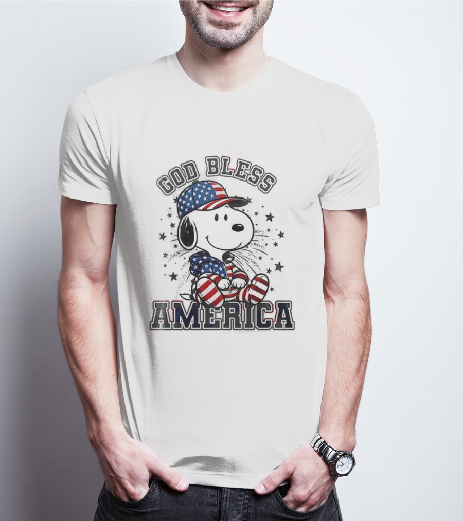 Peanuts Snoopy God Bless America Stars And Stripes T-Shirt