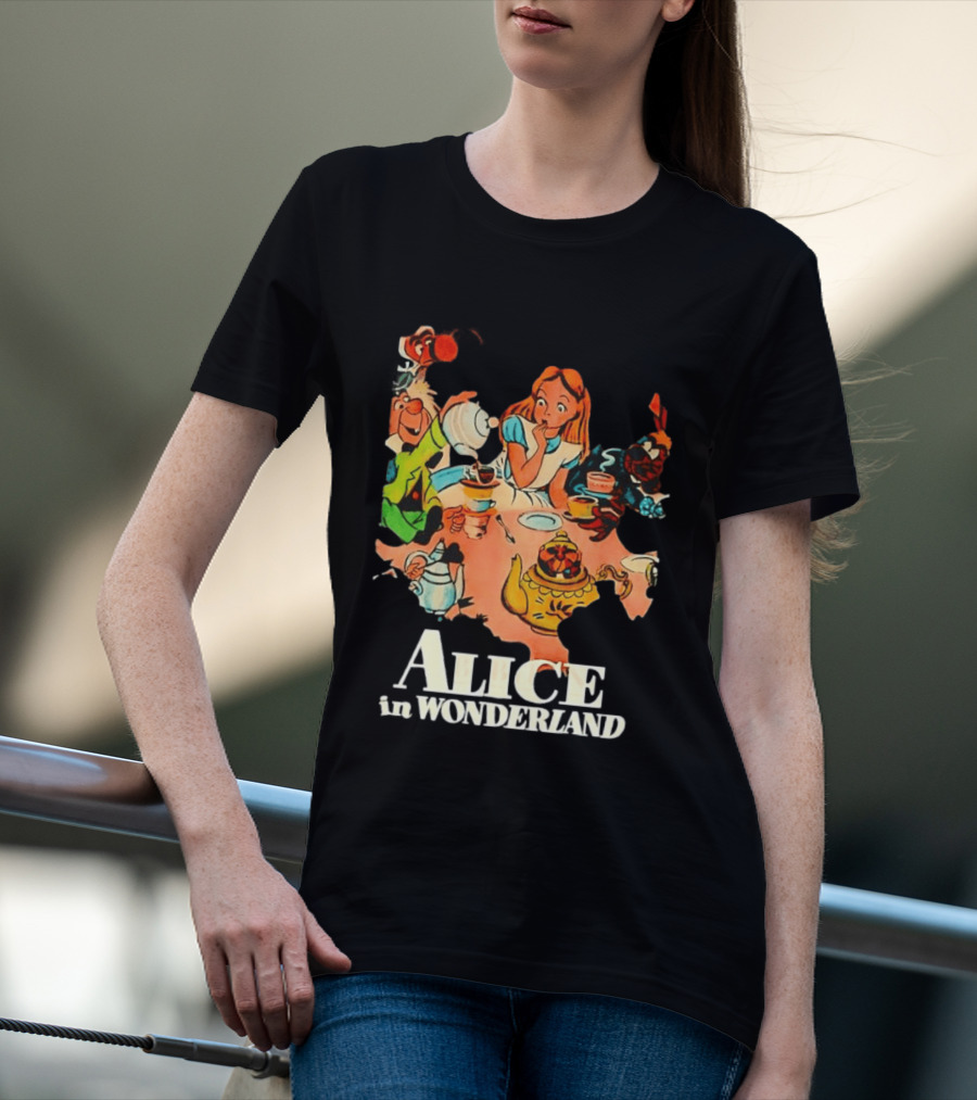 Alice In Wonderland Mad Hatter Tea Party Cartoon Smoking Scene T-Shirt