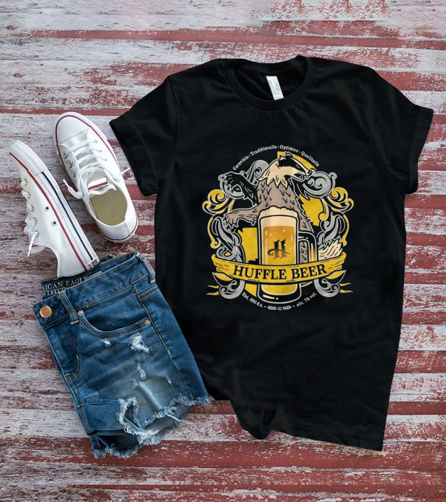 Huffle Beer Cerevisia Traditionalis Optimae Qualitatis 990 D C Badge With And Badger T-Shirt